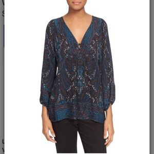 Joie NWOT long sleeved silk top XS